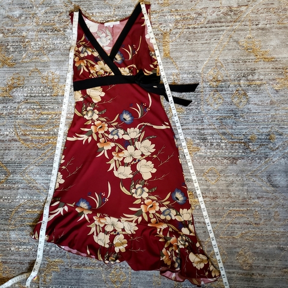 Bias-cut flutter bottom red floral dress, Charlotte Russe size M - Picture 8 of 13